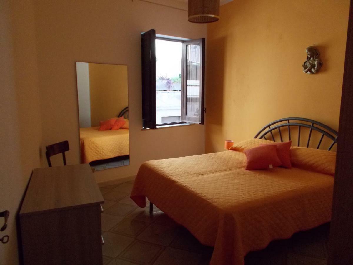 Zia Silvana Apartment Trapani Luaran gambar